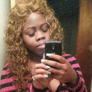 Meet your Posher, Ebony